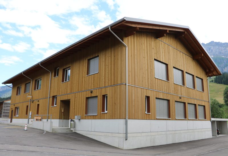 Schulhaus Bumbach2